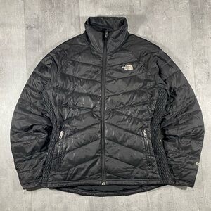 The North Face 550 Puffer Jacket